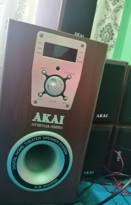 Sistem audio Akai 5.1