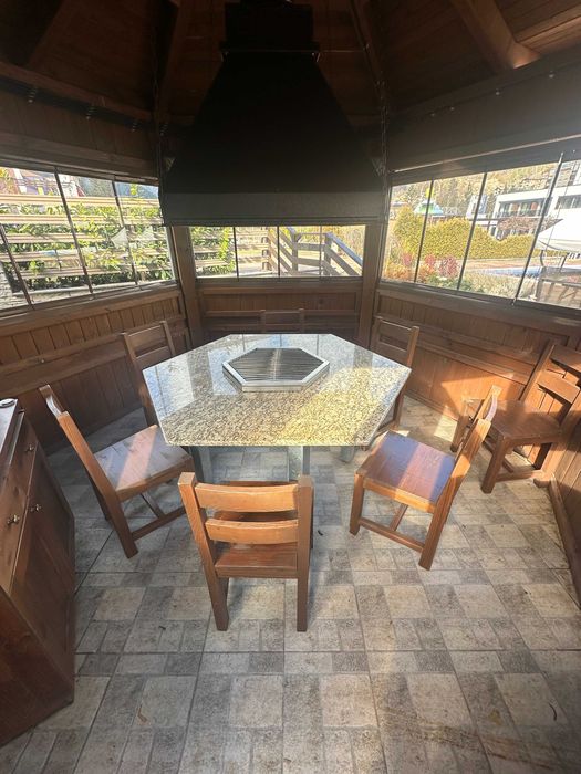 Продажба на оборудвани BBQ беседки