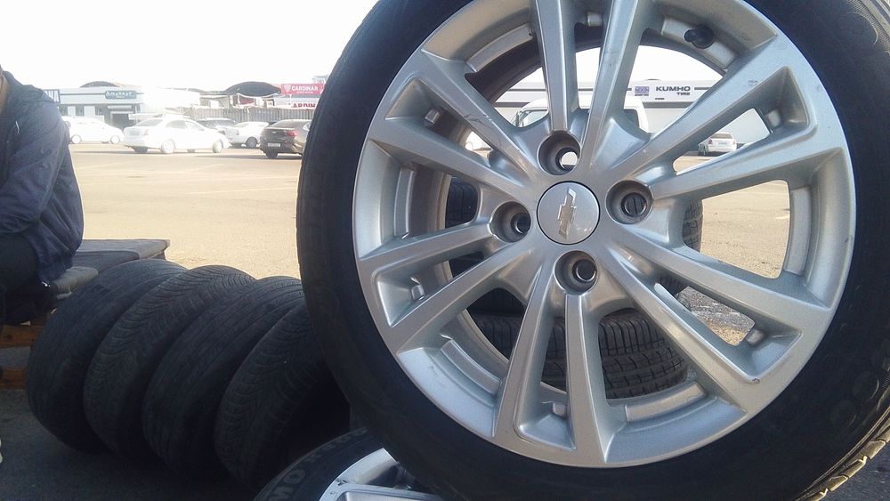 Kobilt. Saka. Diska. Sparka tayor  diska  balon