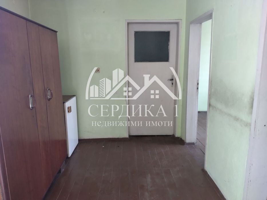 Продава се Къща в с. Шишковци, Област Кюстендил - 346 кв.м за 207 €/кв.м - Снимка #3