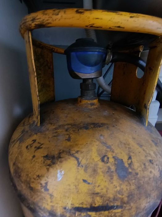 Газовые баллоны 2 штуки