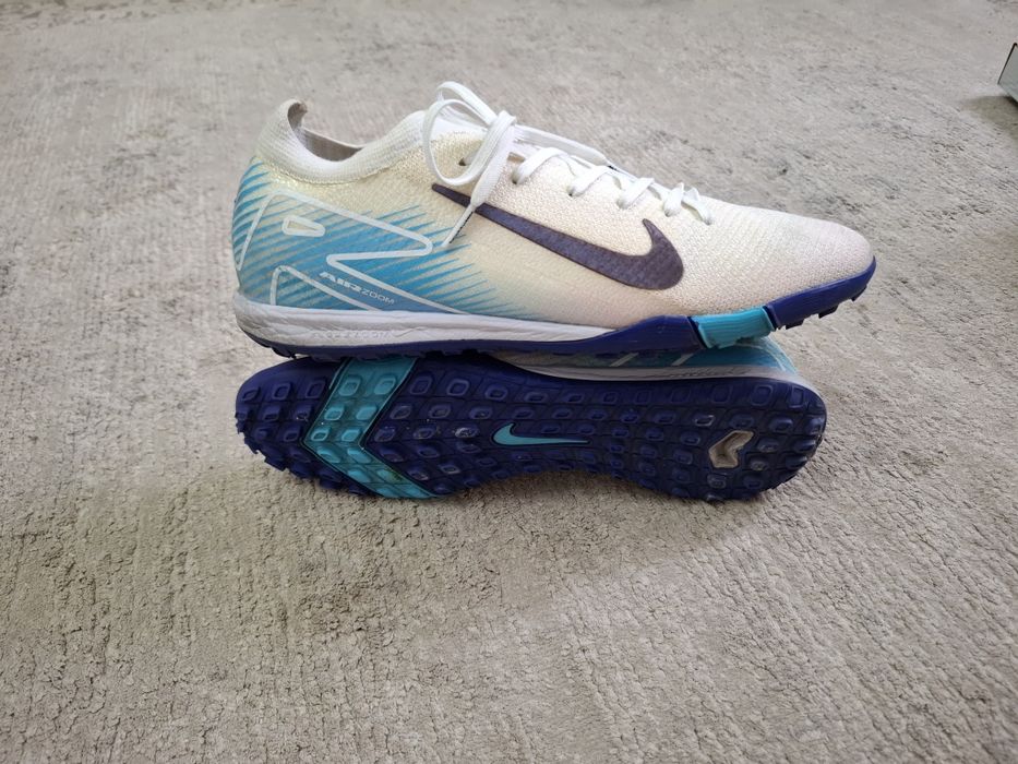 Сороконожки Nike Mercurial