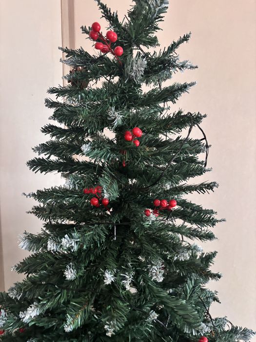 Продам елку 180см