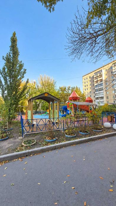 продается 2хкомнатная квартира в 9 мкр