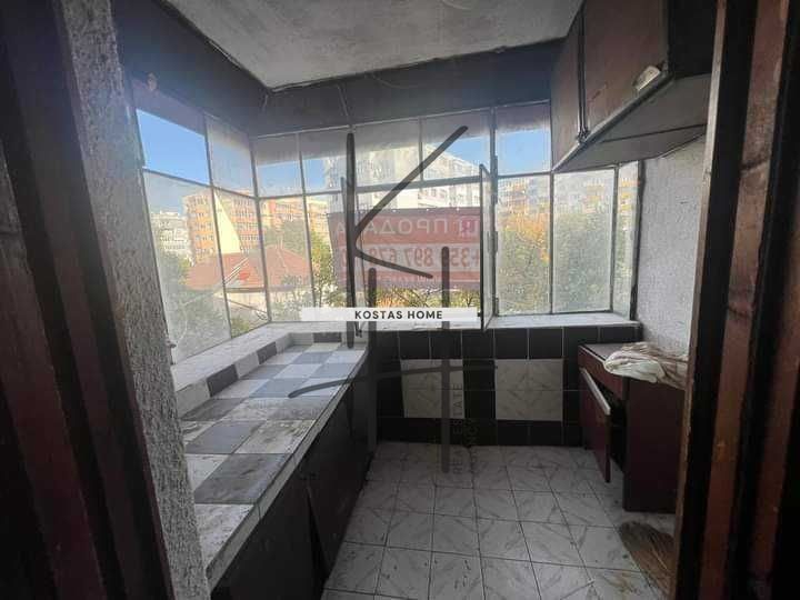 Продава се Четиристаен апартамент в Варна, Автогара - 96 кв.м за 990 €/кв.м - Снимка #1