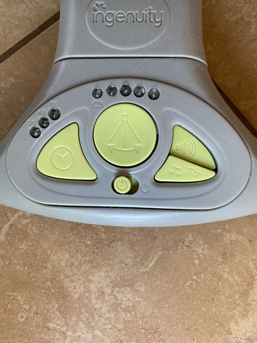 Balansoar bebelușii ingenuity