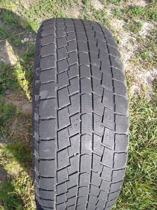 Резина (всесезонка) 65/235/17