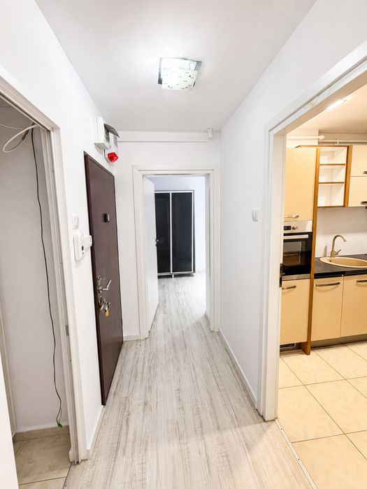 Chirie apartament 3 camere nord / direct proprietar / apartament cu gradina si 2 intrari / Aleea Scorusului