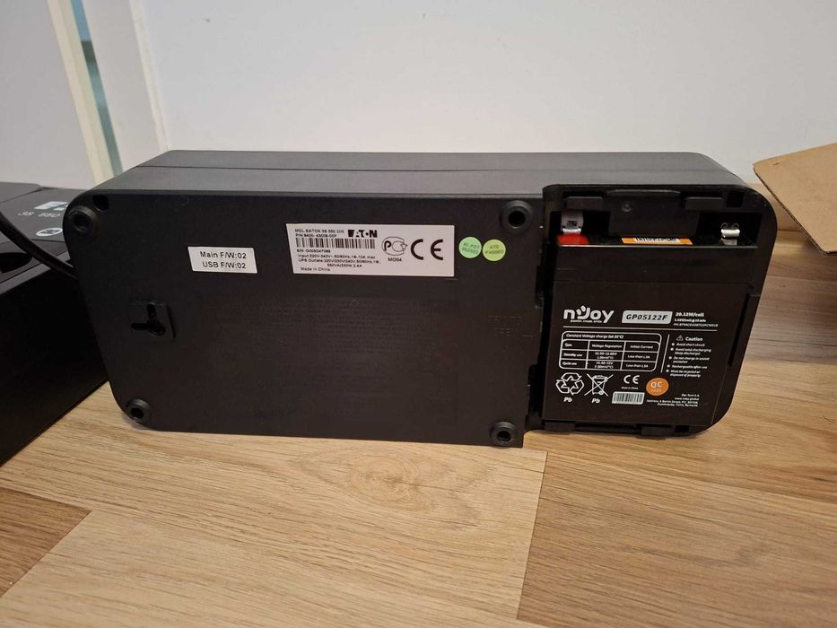 UPS EATON 3S 550VA functional ca nou, cu/fara acumulator nou, refurbished, reconditionat
