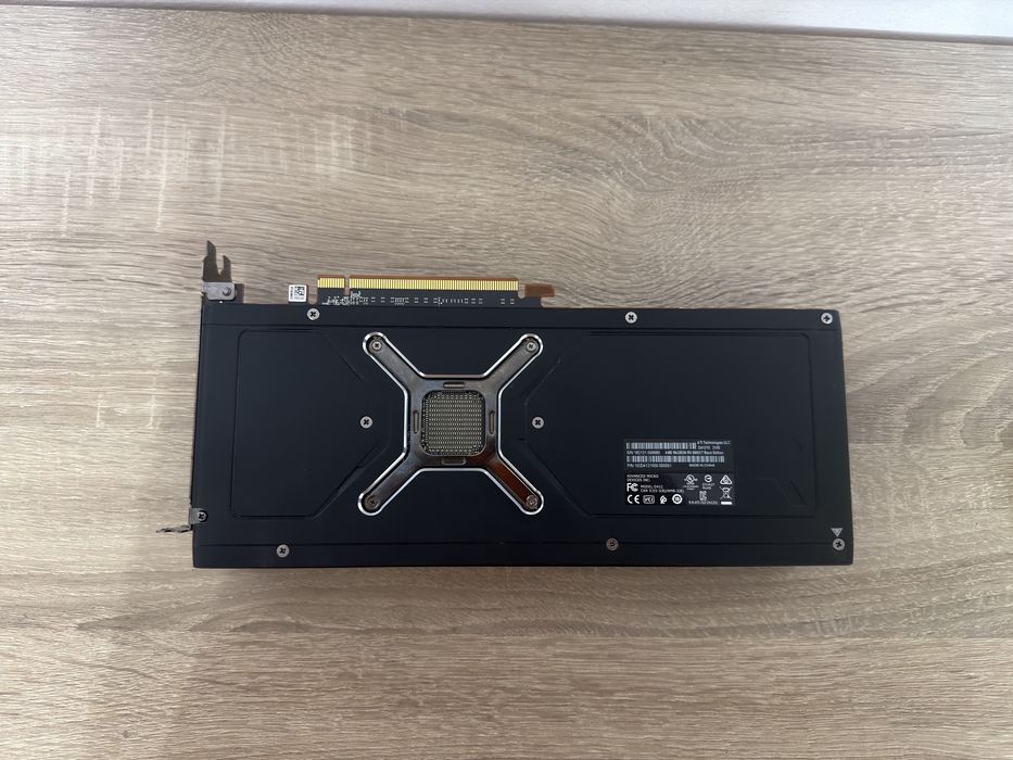 Placa video 6800XT Midnight Black Edition 16GB