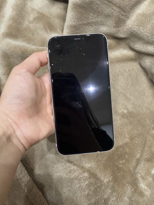 Продаётся iphone 11 оригинал, 128гб, емкость 74%