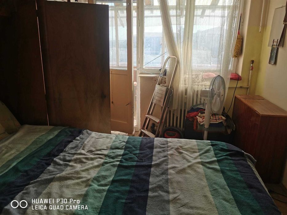 Apartament 3 camere la etajul 4 Cantemir 77