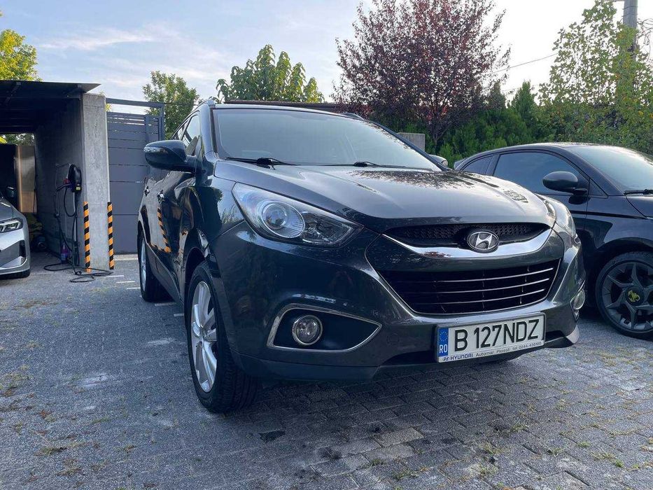 HYUNDAI ix35 2011 — imagine 2