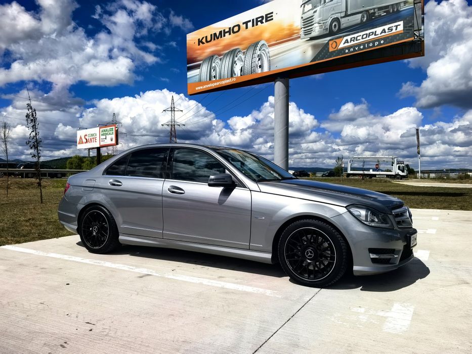 Vand Mercedes C300 4 matic