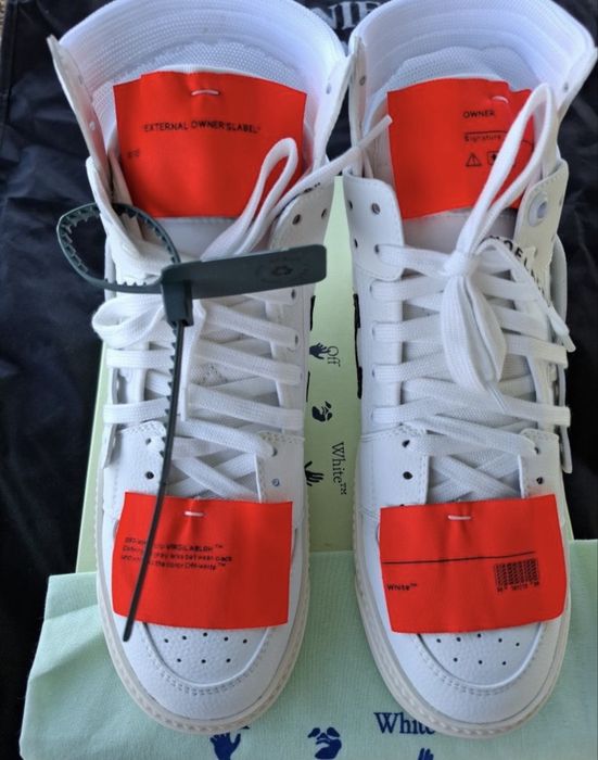 AdiasiOff whitw 3.0