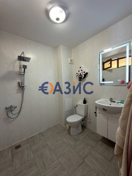 Апартамент с 3 спални в жилищна сграда, Свети Влас, България, 146 кв.