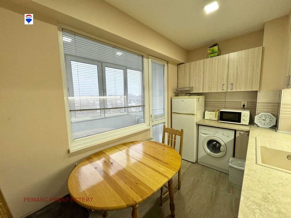 Дава се под наем Тристаен апартамент в Русе, Здравец - 82 кв.м за 408.51 € - Снимка #5