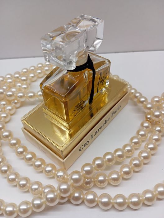 Ретро винтидж парфюм