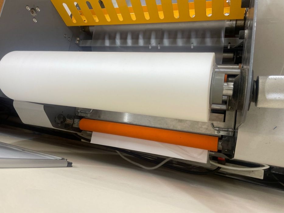 Рулонный ламинатор