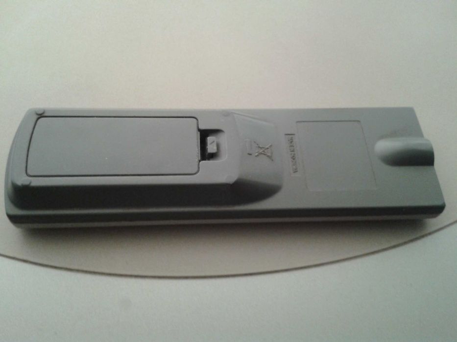 DVD ПЛЕЙЪР -LG С дистанционно+ подарък