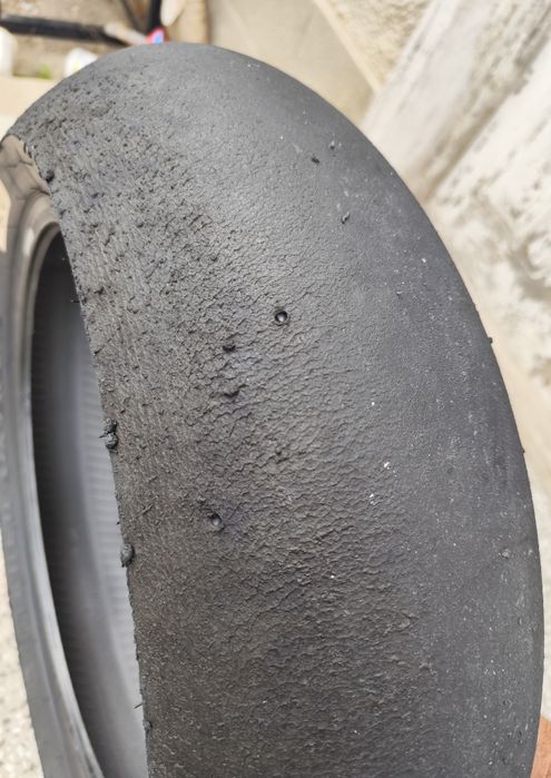 Комплект сликове Pirelli Superbike 120/190