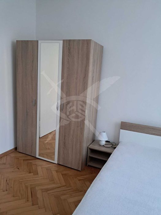 Дава се под наем Тристаен апартамент в Пловдив, Кършияка - 70 кв.м за 498.27 € - Снимка #3