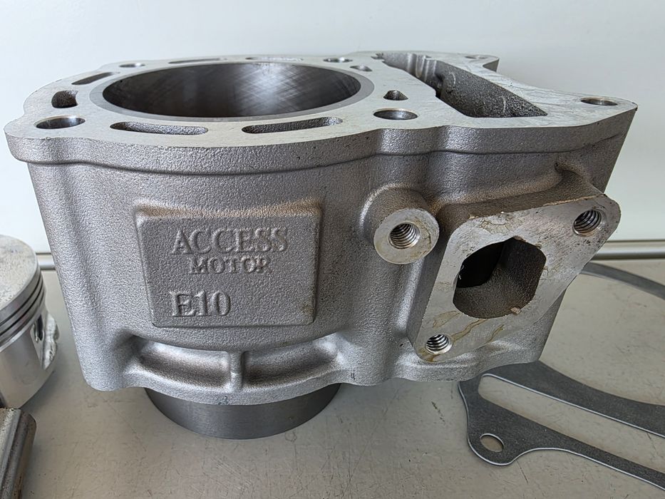 Бутало Цилиндър Гарнитури за ACCESS TRITON Tomahawk 450