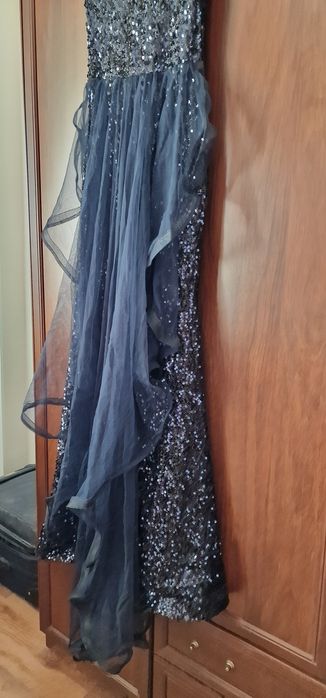 Нарядный вечерный платья