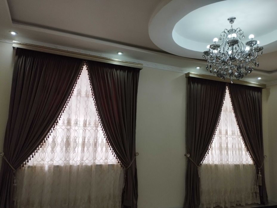 2 qavatli hovli sotiladi