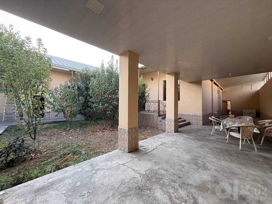 Участок 5,5-соток Фасад 17х33 5-комнат (ул.Гиждуван)