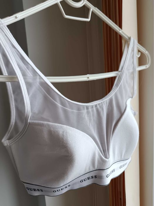 Спортен сутиен Guess
