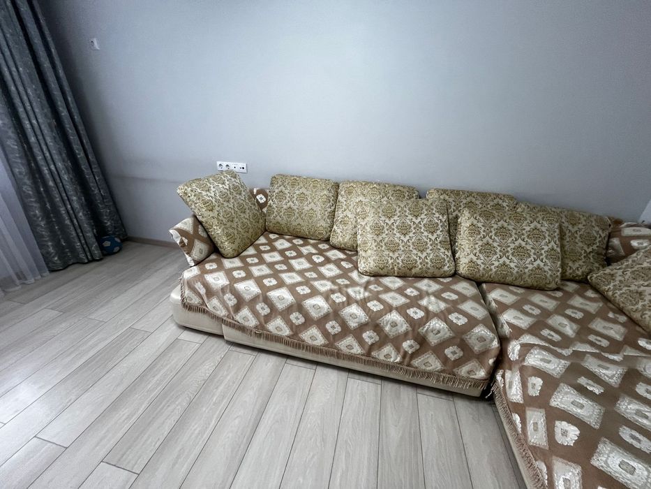 Продается диван большой