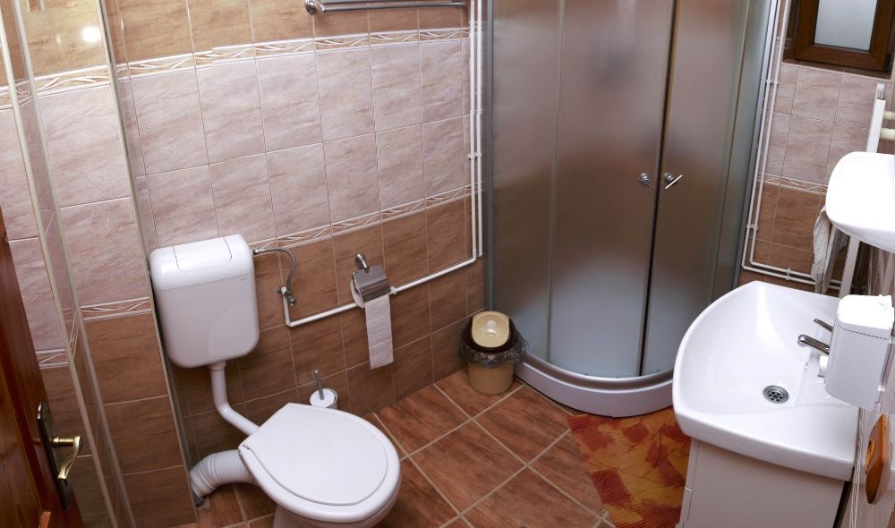 Inchiriez cabana in Smida - pe malul Somesului Cald