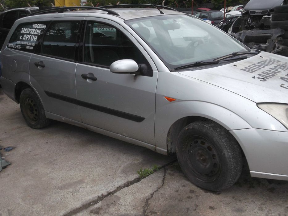 Форд Фокус 1.8тдди 90 к.с.2002 комби.Само на части