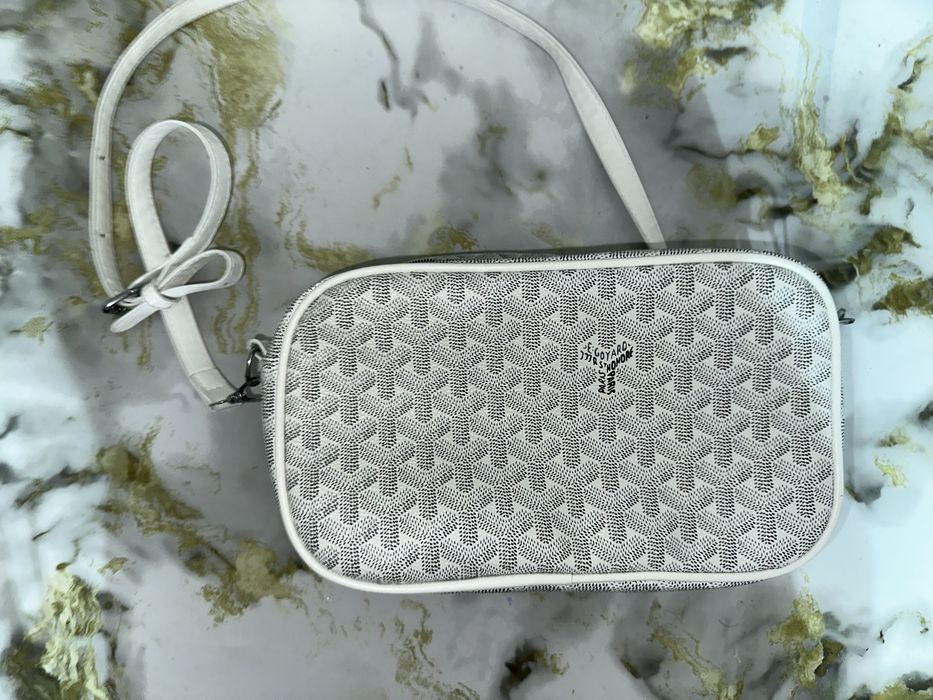 Барсетка Goyard.