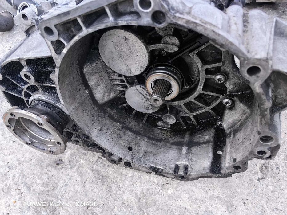 Скоростна кутия 6 степенна ръчна за VW AUDI SEAT Skoda