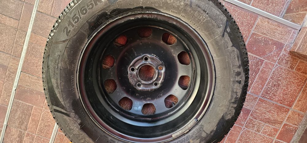 Roata Rezeva Dacia Duster 215/65/R16 ca nou