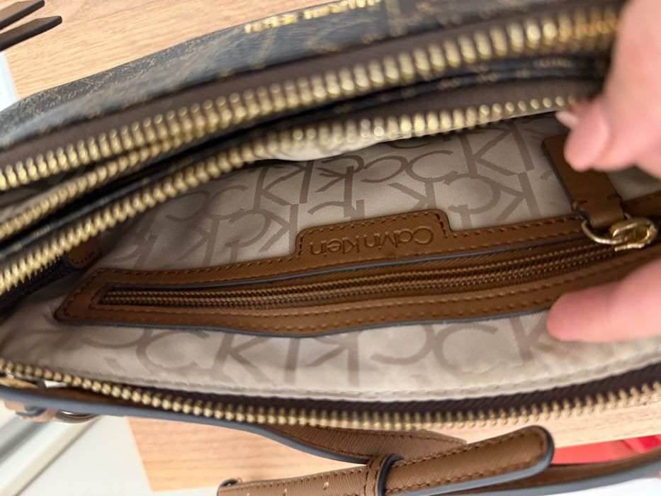 Дамска чанта Calvin Klein