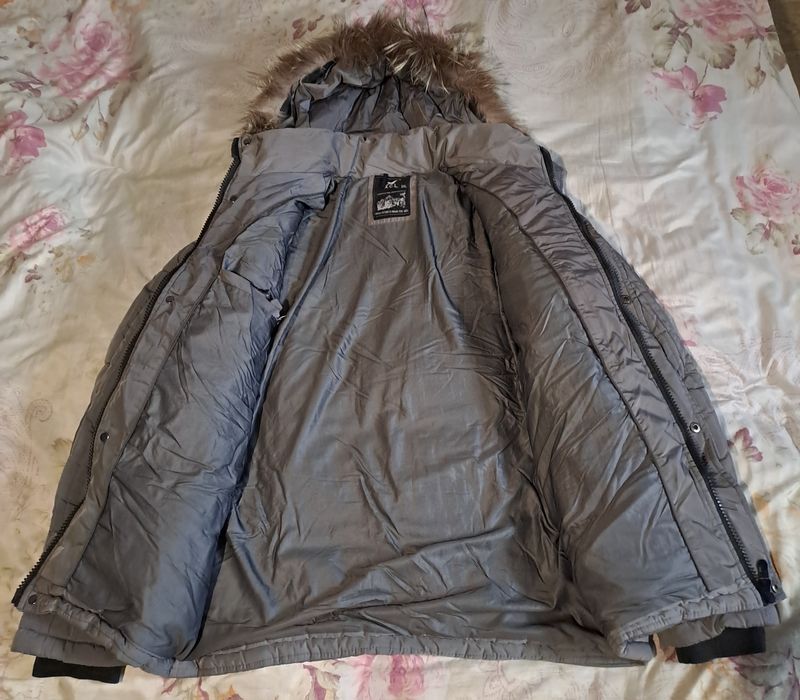 Продается зимняя куртка