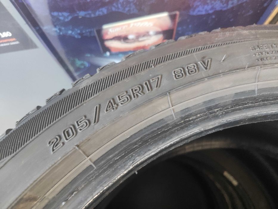 2бр.всесезонни гуми 205/45/17 Falken
