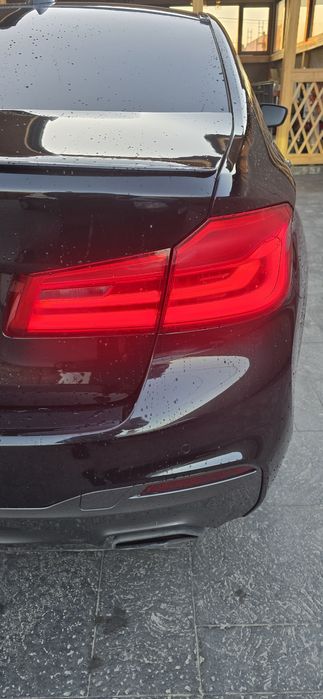 Vând stopuri bmw seria 5 g30