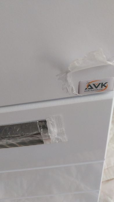 Раковина с тумбочкой