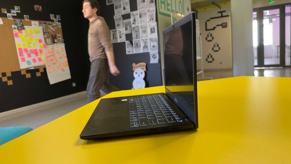 Продам MSI Modern C14 в отличном состоянии