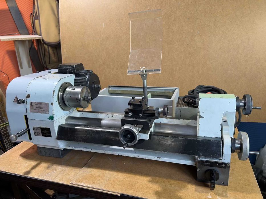 Токарный станок ТН-1