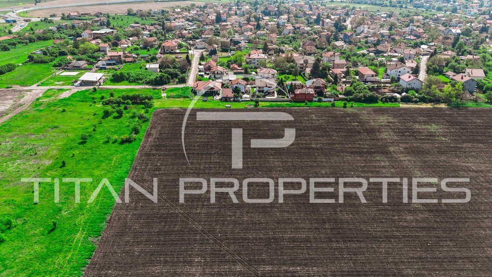 Парцел за продажба в с.Волуяк