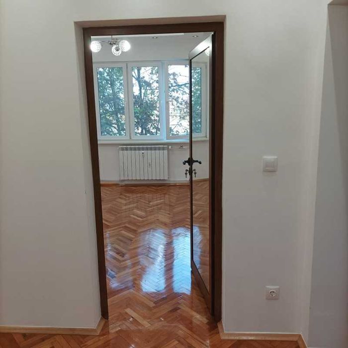 Дава се под наем Тристаен апартамент в София, Младост 1 - 88 кв.м за 714 € - Снимка #3