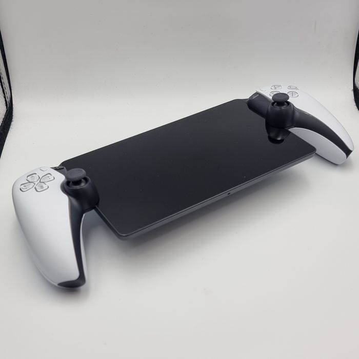 Amanet F28: Consola PlayStation Portal Remote Player