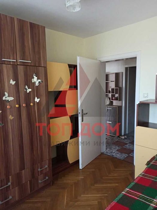 Дава се под наем Тристаен апартамент в Варна, Червен площад - 62 кв.м за 561 € - Снимка #7