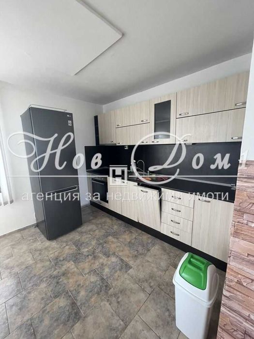 Дава се под наем Къща в Варна, Галата - 140 кв.м за 847.62 € - Снимка #11