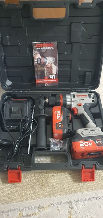 Шуруповёрт новый